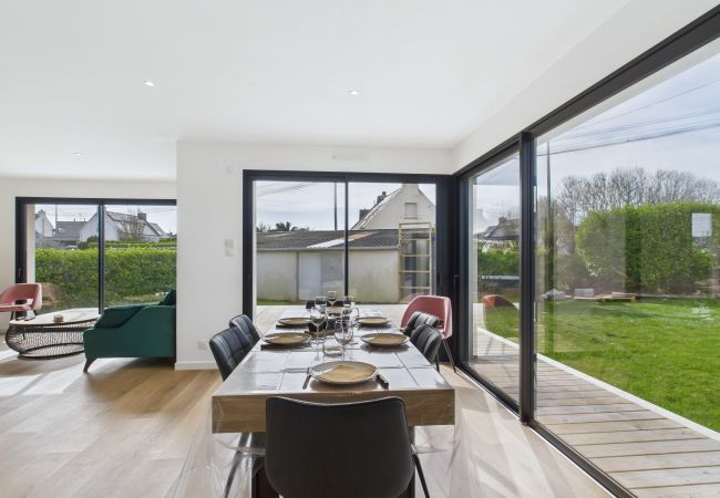 Ferienhaus in Plouguerneau - Modernes Haus für 8, 400 Meter bis zum Strand