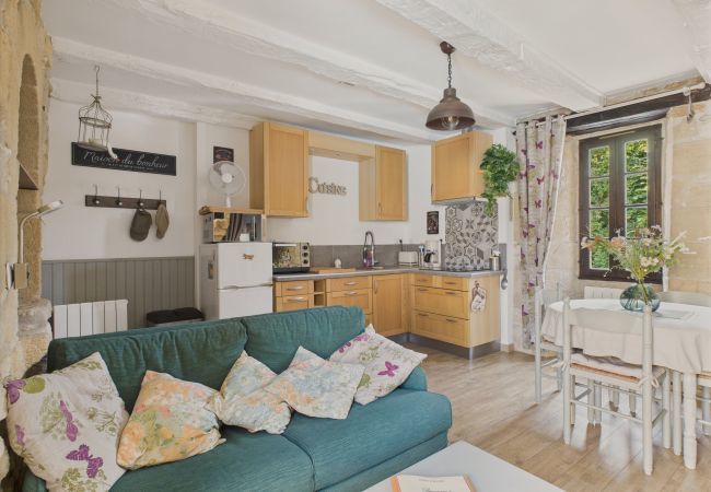 Ferienhaus in Auriac-du-Périgord - Kurzurlaub für 2 in Auriac mit gemütlichem Garten Ferienhaus in Auriac-du-Périgord - Kurzurlaub für 2 in Auriac mit gemütlichem Garten