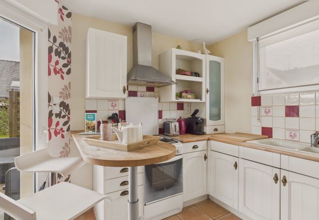 Ferienhaus in Fouesnant - Haus 8 Personen mit großem Garten - Beg Meil Ferienhaus in Fouesnant - Haus 8 Personen mit großem Garten - Beg Meil