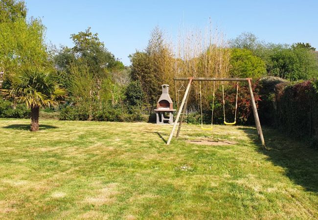 Ferienhaus in Fouesnant - Haus 8 Personen mit großem Garten - Beg Meil Ferienhaus in Fouesnant - Haus 8 Personen mit großem Garten - Beg Meil