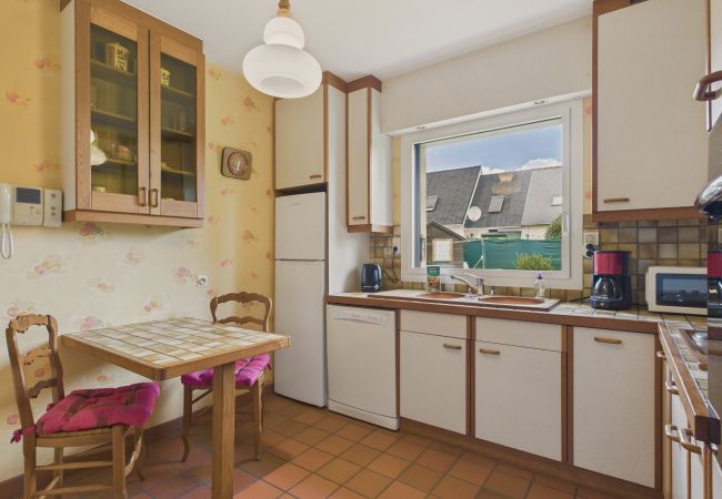 Ferienhaus in Fouesnant - Haus für 6 mit Garten, Zentrum Fouesnant Ferienhaus in Fouesnant - Haus für 6 mit Garten, Zentrum Fouesnant