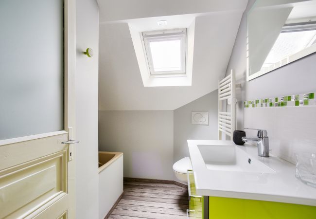 Ferienhaus in Dinard - Ty Glaz - Garten - Veranda - 800m vom Strand entfernt Ferienhaus in Dinard - Ty Glaz - Garten - Veranda - 800m vom Strand entfernt