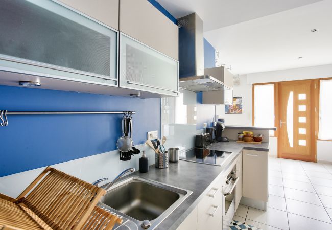 Ferienhaus in Dinard - Ty Glaz - Garten - Veranda - 800m vom Strand entfernt Ferienhaus in Dinard - Ty Glaz - Garten - Veranda - 800m vom Strand entfernt