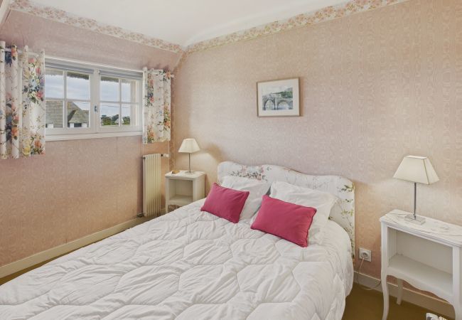 Ferienhaus in Le Guilvinec - Reetgedecktes Ferienhaus mit Garten für 4 Ferienhaus in Le Guilvinec - Reetgedecktes Ferienhaus mit Garten für 4