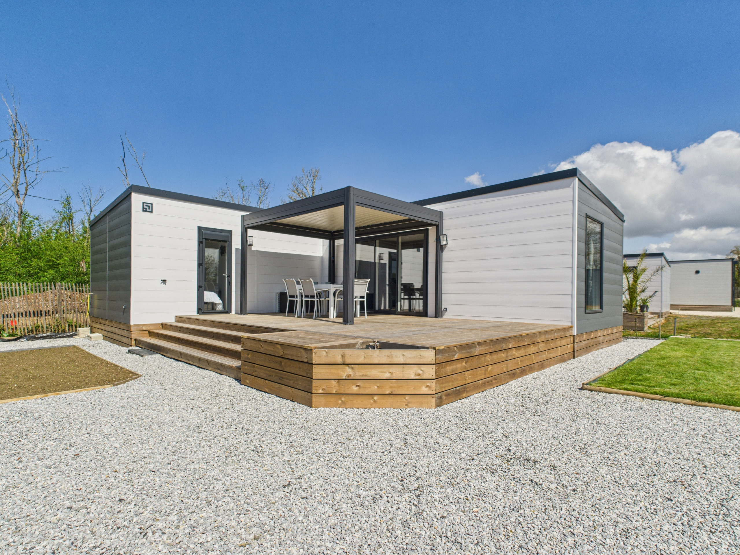 freistehendes Haus in Saint-Gilles-Croix-de-Vie - Chalet für 6 mit ganzjährig beheiztem Pool
