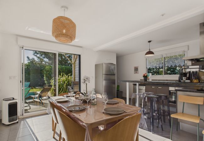 Ferienhaus in Saint-Vincent-sur-Jard - Beheizter Pool, 750m Strand, 4 Erwachsene - 4 Kinder Ferienhaus in Saint-Vincent-sur-Jard - Beheizter Pool, 750m Strand, 4 Erwachsene - 4 Kinder