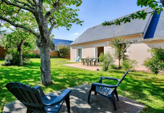 Ferienhaus in Pleurtuit - Geräumiges Haus für 4 mit Garten und Terrasse
