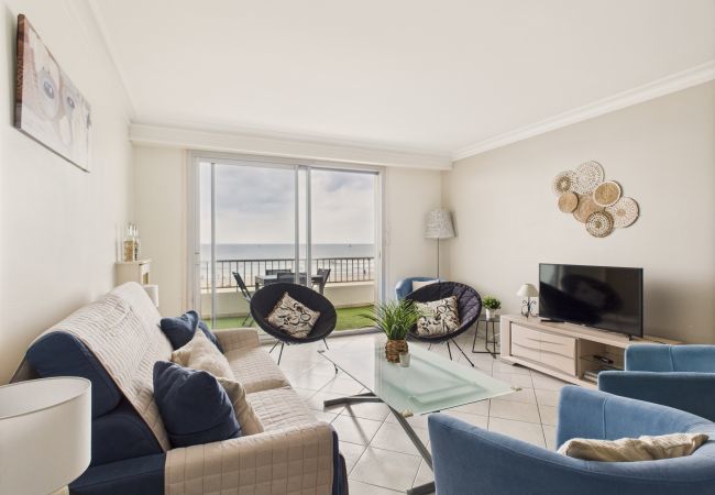 Ferienwohnung in Pornichet - Meerblick - Apartment für 6 - 5 m vom Strand entfernt Ferienwohnung in Pornichet - Meerblick - Apartment für 6 - 5 m vom Strand entfernt