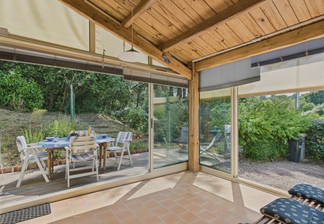 Ferienhaus in Longeville-sur-Mer -  Haus in Les Conches, Garten, für 4 Personen Ferienhaus in Longeville-sur-Mer -  Haus in Les Conches, Garten, für 4 Personen