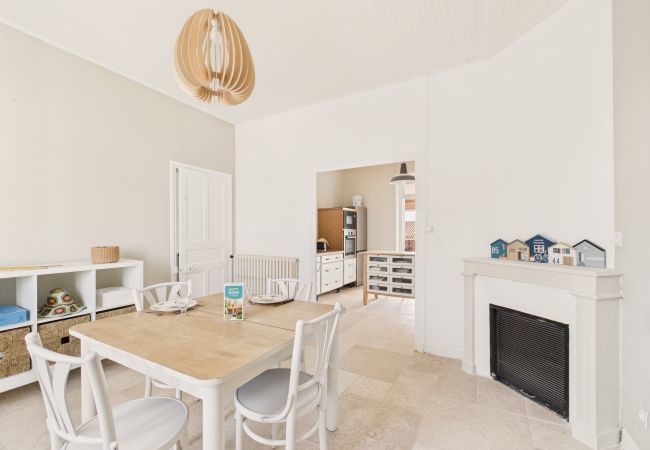 Ferienhaus in Saint-Gilles-Croix-de-Vie - Haus für 6 mit Garten in Zentrumsnähe Ferienhaus in Saint-Gilles-Croix-de-Vie - Haus für 6 mit Garten in Zentrumsnähe