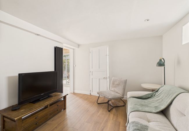 Ferienhaus in Saint-Gilles-Croix-de-Vie - Haus für 6 mit Garten in Zentrumsnähe Ferienhaus in Saint-Gilles-Croix-de-Vie - Haus für 6 mit Garten in Zentrumsnähe