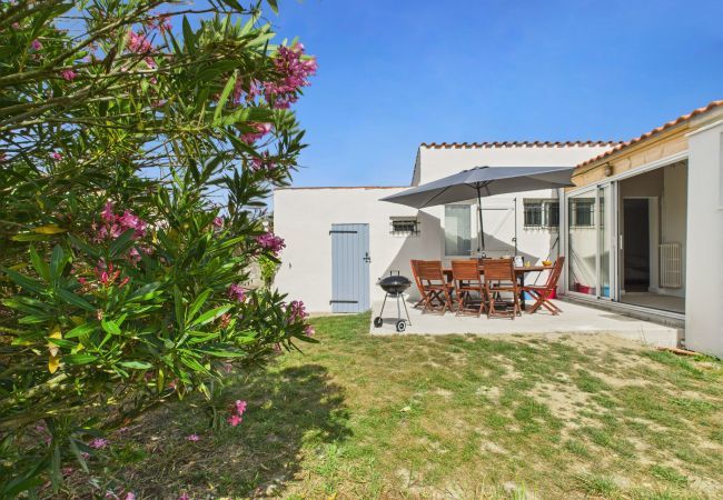 Ferienhaus in Saint-Gilles-Croix-de-Vie - Haus für 6 mit Garten in Zentrumsnähe Ferienhaus in Saint-Gilles-Croix-de-Vie - Haus für 6 mit Garten in Zentrumsnähe