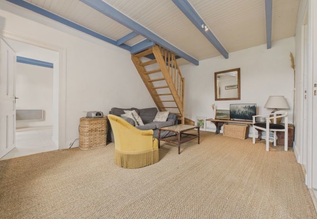 Ferienhaus in Plougrescant - 400 m zum Strand – Haus für 5 – Garten