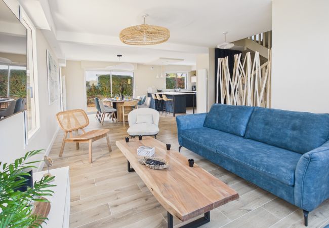 Ferienhaus in Fouesnant - 100 m vom Strand – Haus für 8  mit Garten