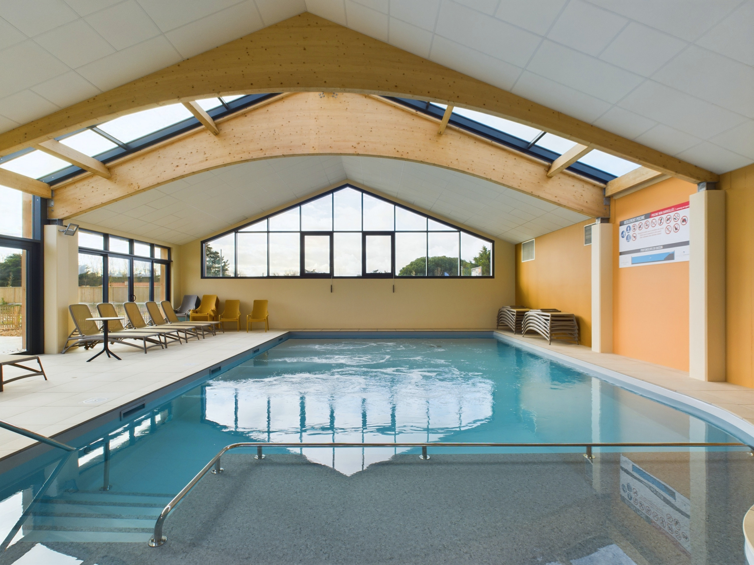 freistehendes Haus in Saint-Gilles-Croix-de-Vie - Gemeinsamer beheizter pool, Unterkunft für 6