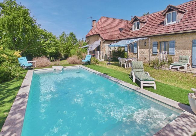 Ferienhaus in Montignac - zu zweit – Gemeinschaftspool – 50 m von Lascaux IV
