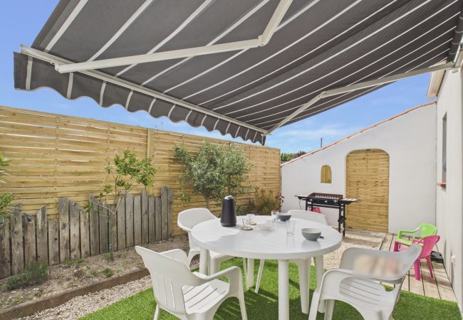 Ferienhaus in Saint-Hilaire-de-Riez - Angenehmes Haus mit Terrasse 500 m vom Meer - 4p