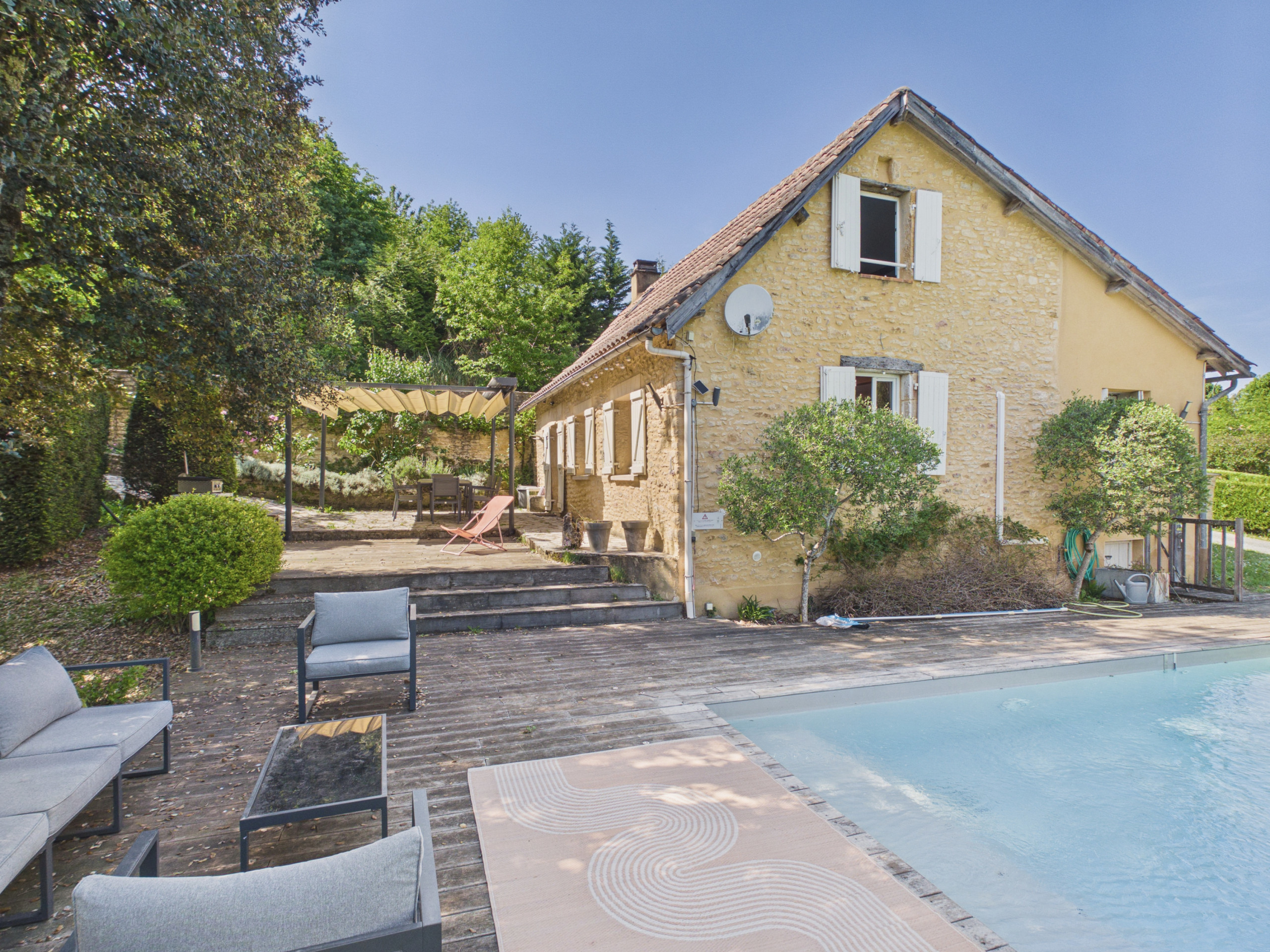  in Proissans - Charmantes Familienhaus mit Pool für 7
