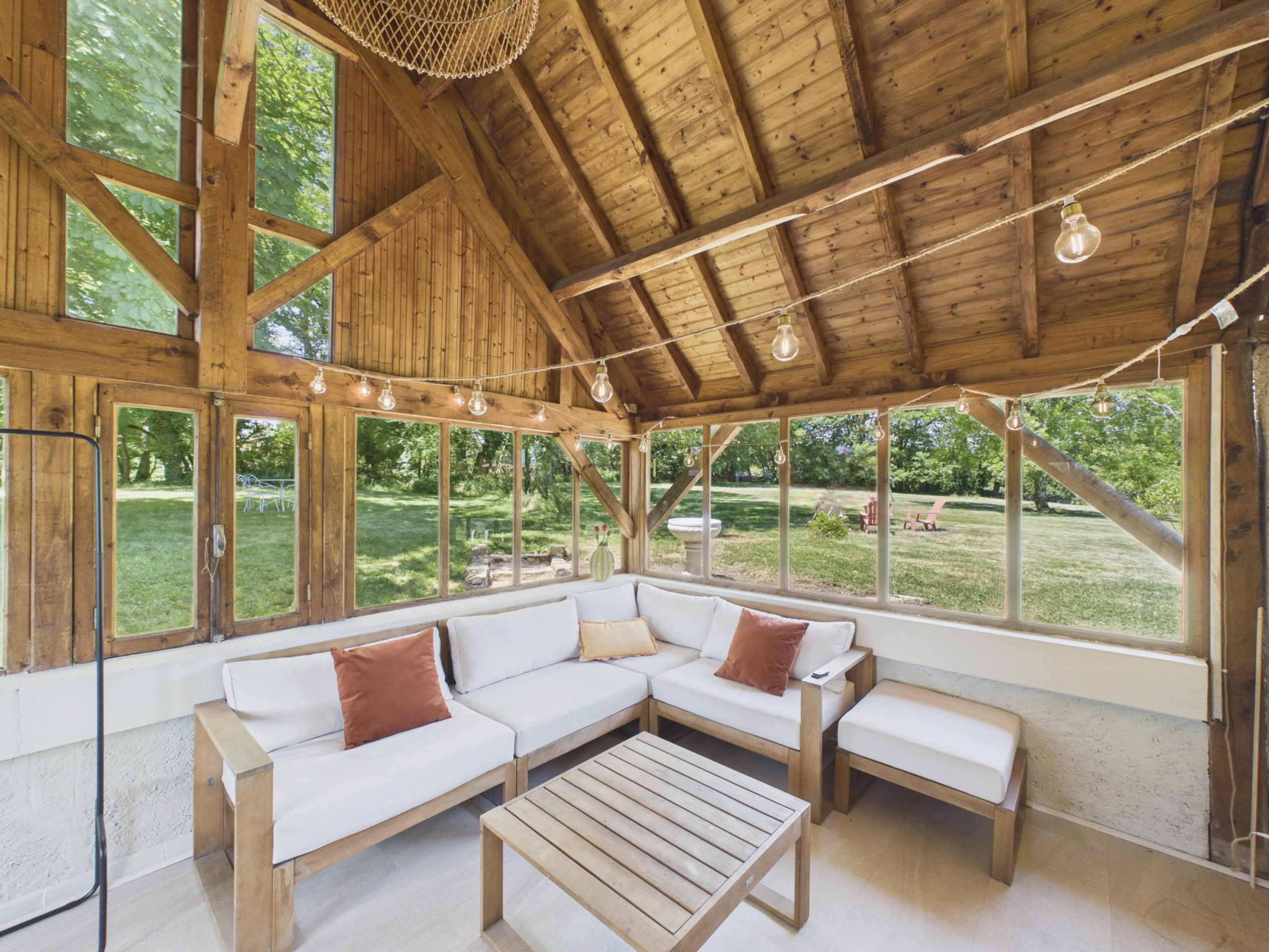  in Rouffignac-Saint-Cernin-de-Reilhac - Haus für 6: Garten und Veranda