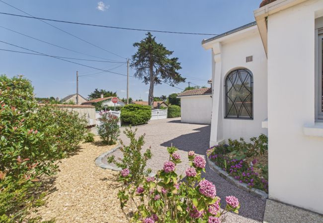 Ferienhaus in La Plaine-sur-Mer - Haus für 6, Garten, Meer 30 m