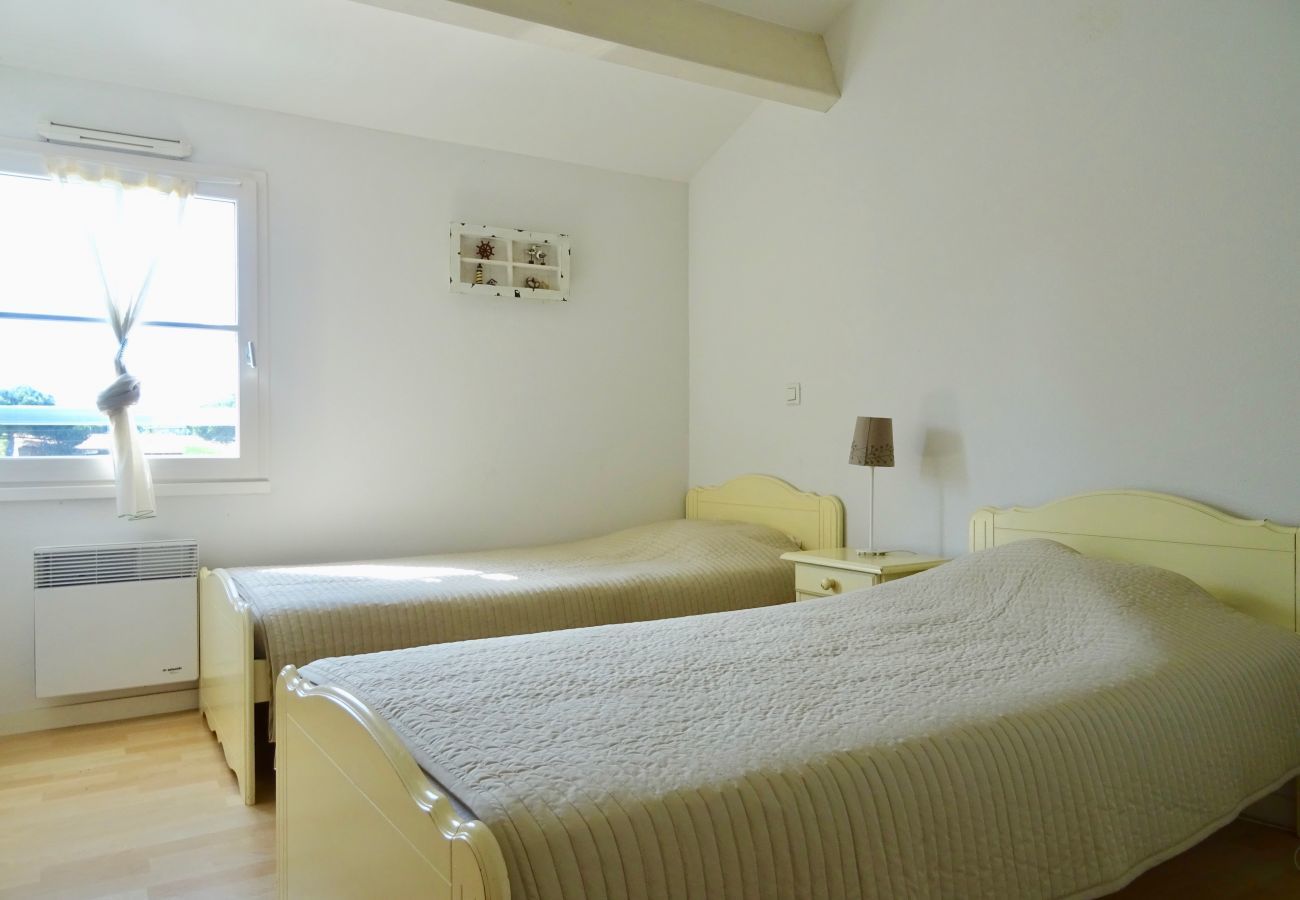 Villa in Saint-Jean-de-Monts - Große Villa für 8 mit Pool