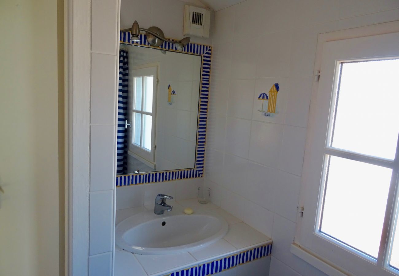 Villa in Saint-Jean-de-Monts - Große Villa für 8 mit Pool