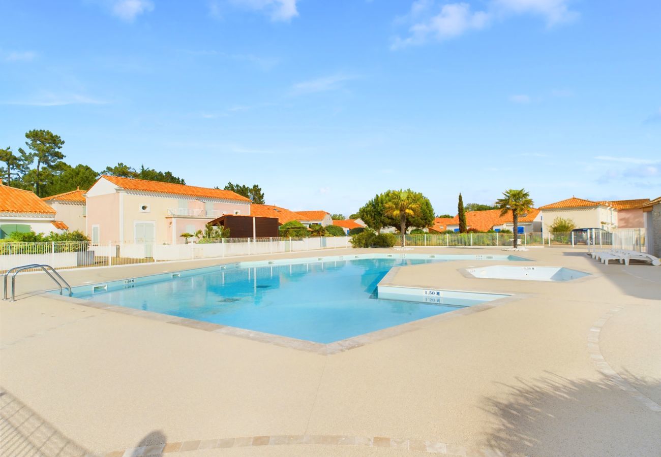 Ferienhaus in Saint-Hilaire-de-Riez - Haus für 5, in Strandnähe, Gemeinschaftspool