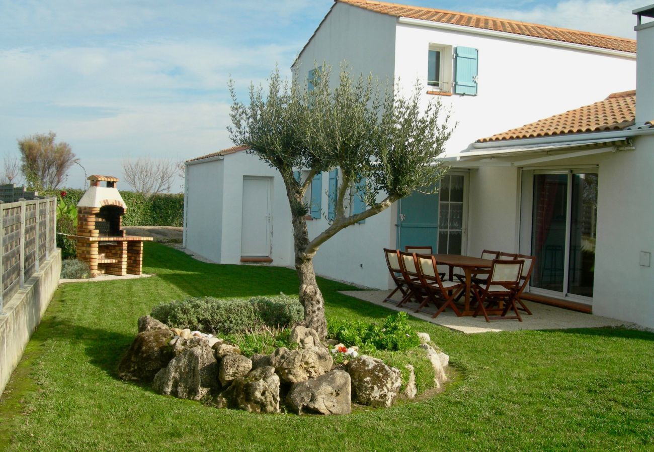 Ferienhaus in La Guérinière - 800m zum Strand - Haus 6 Erwachsene - 2 Kinder