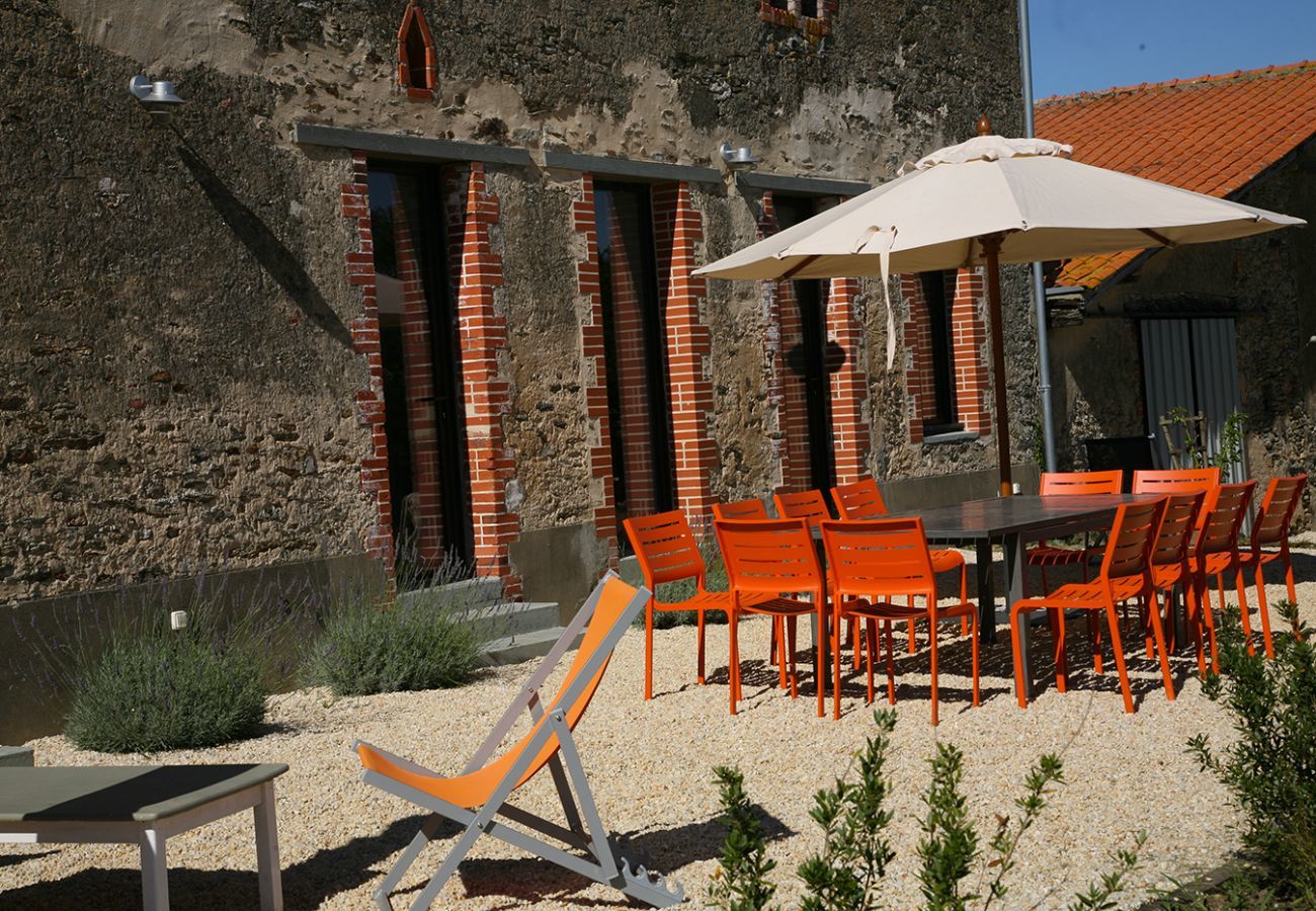 Landhaus in L´Aiguillon-sur-Vie - Familienunterkunft in L'Aiguillon-sur-Vie