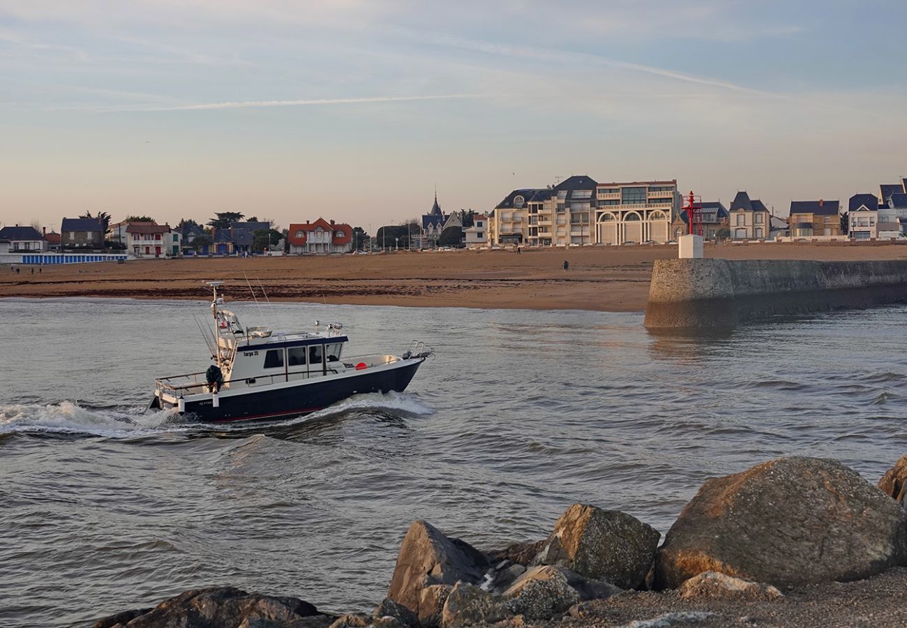 Ferienwohnung in Saint-Gilles-Croix-de-Vie - Wohnung für 6 am großen Strand, St Gilles