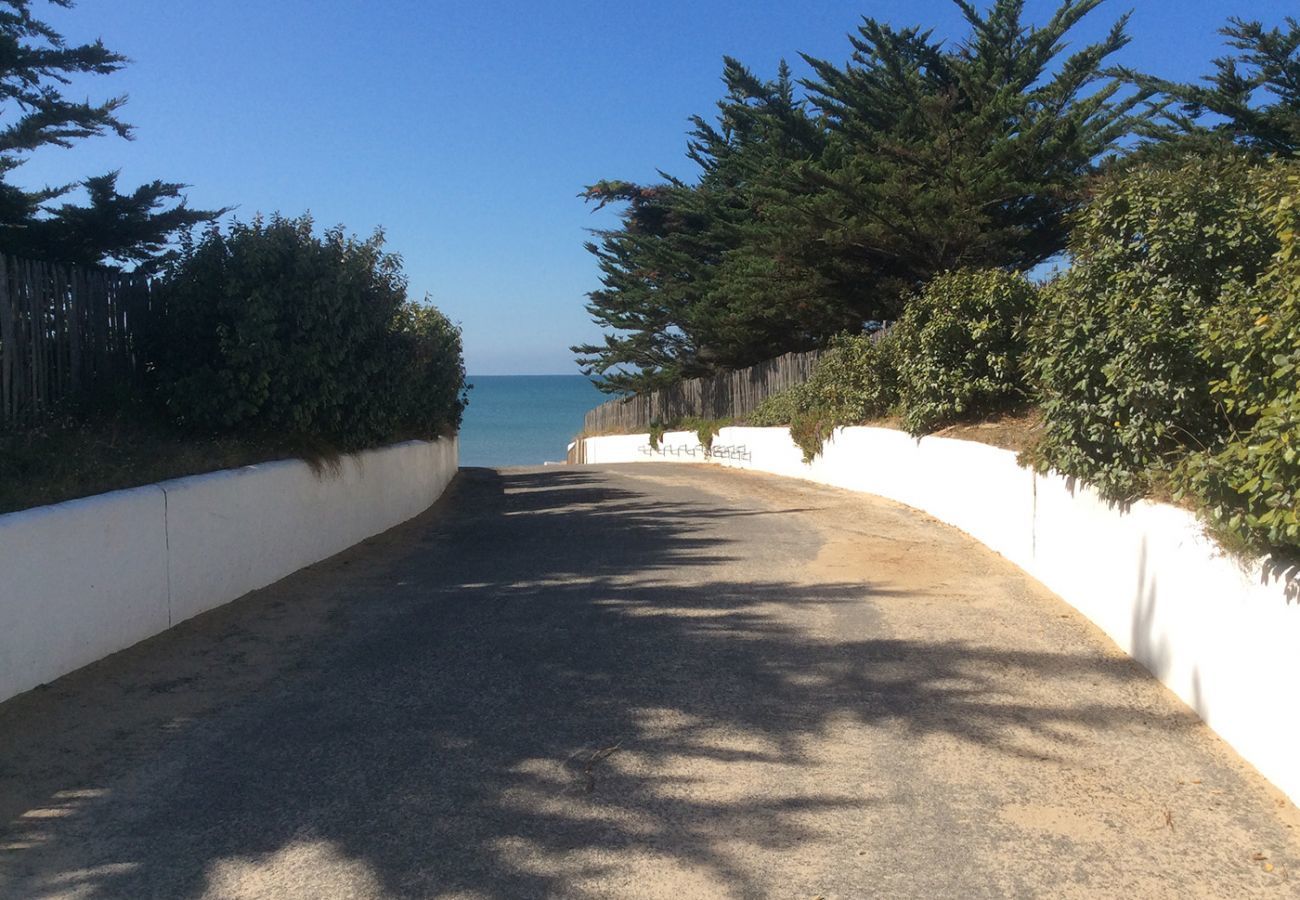 Ferienhaus in La Guérinière - Haus für 8 - 250m zum Strand Sables d'Or
