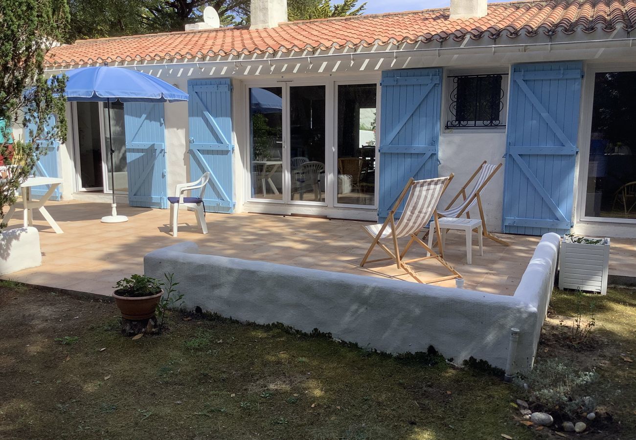 Ferienhaus in La Guérinière - Haus für 8 - 250m zum Strand Sables d'Or