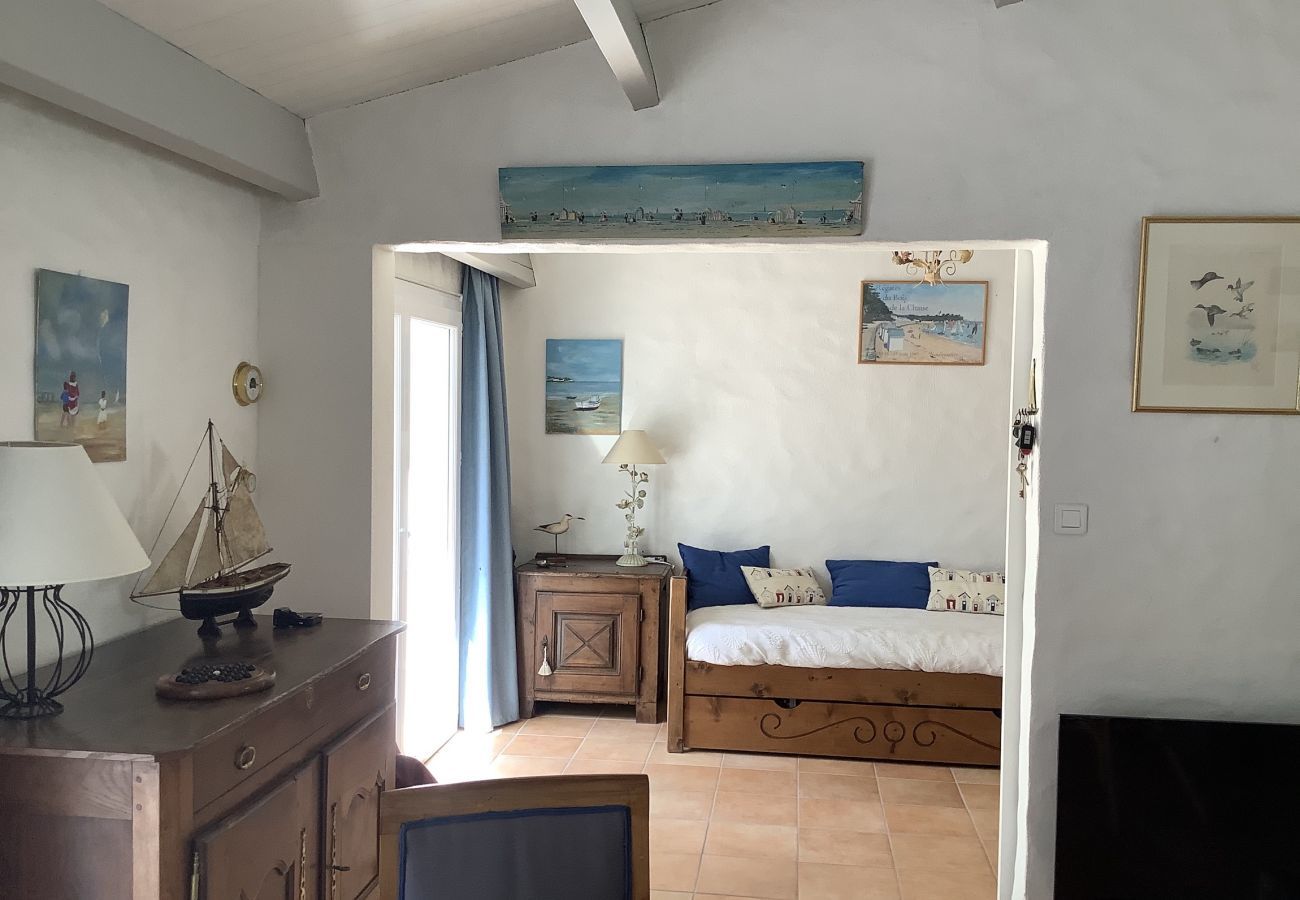 Ferienhaus in La Guérinière - Haus für 8 - 250m zum Strand Sables d'Or