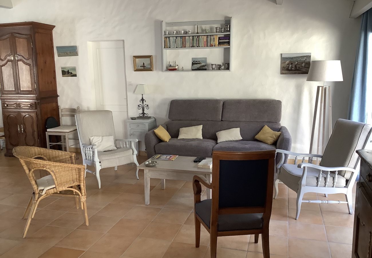 Ferienhaus in La Guérinière - Haus für 8 - 250m zum Strand Sables d'Or
