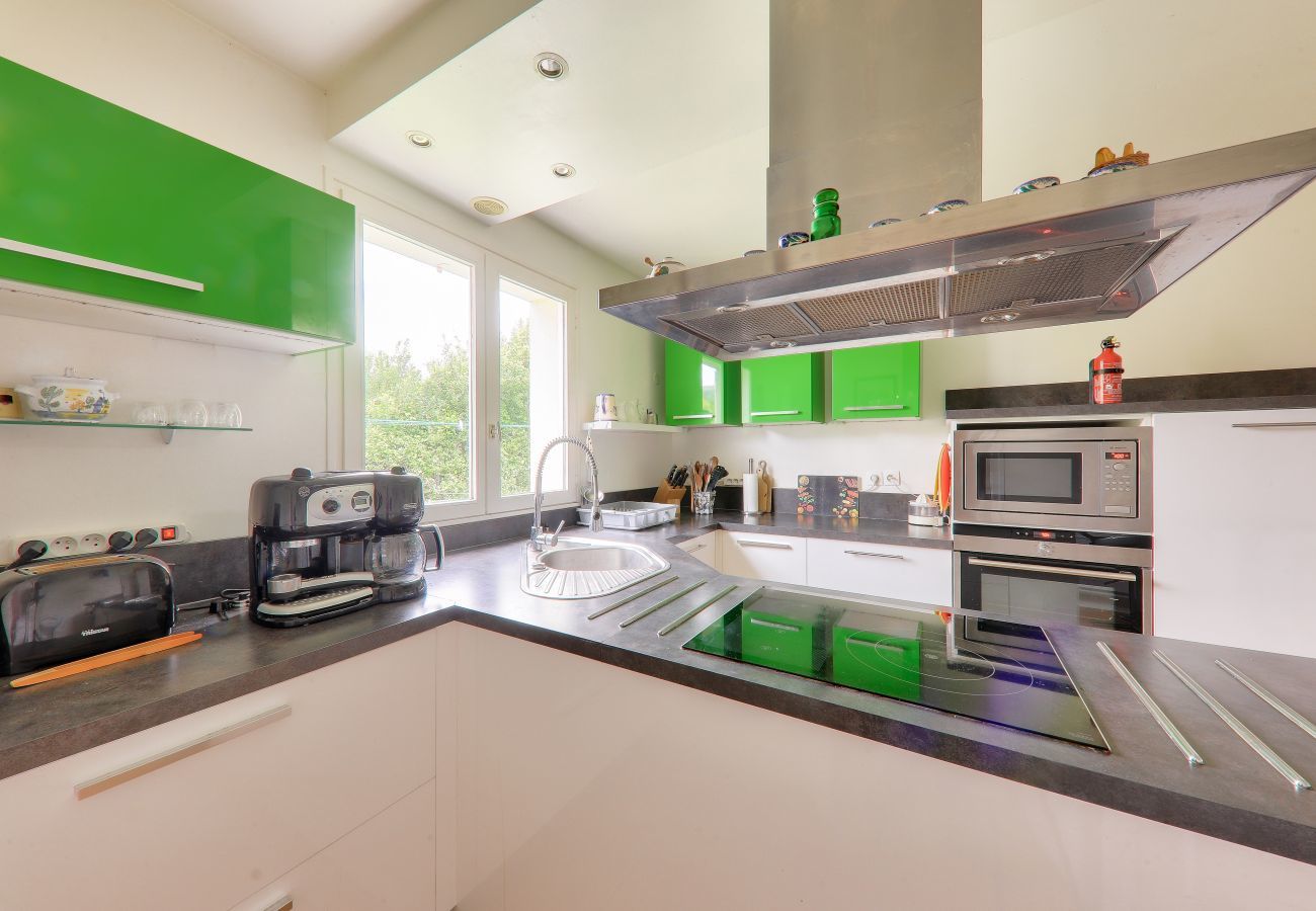 Ferienhaus in Arzon - Haus mit Garten für 10 - 600m zum Strand
