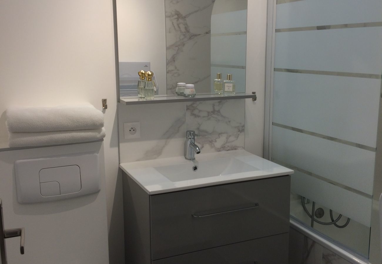 Ferienwohnung in Adervielle-Pouchergues - Alpine Wohnung 200m von den Pisten für 6 Pers