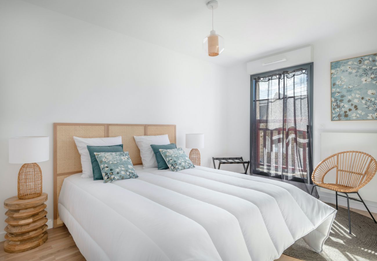 Ferienwohnung in Pléneuf-Val-André - Schöne Wohnung mit Meerblick für 8