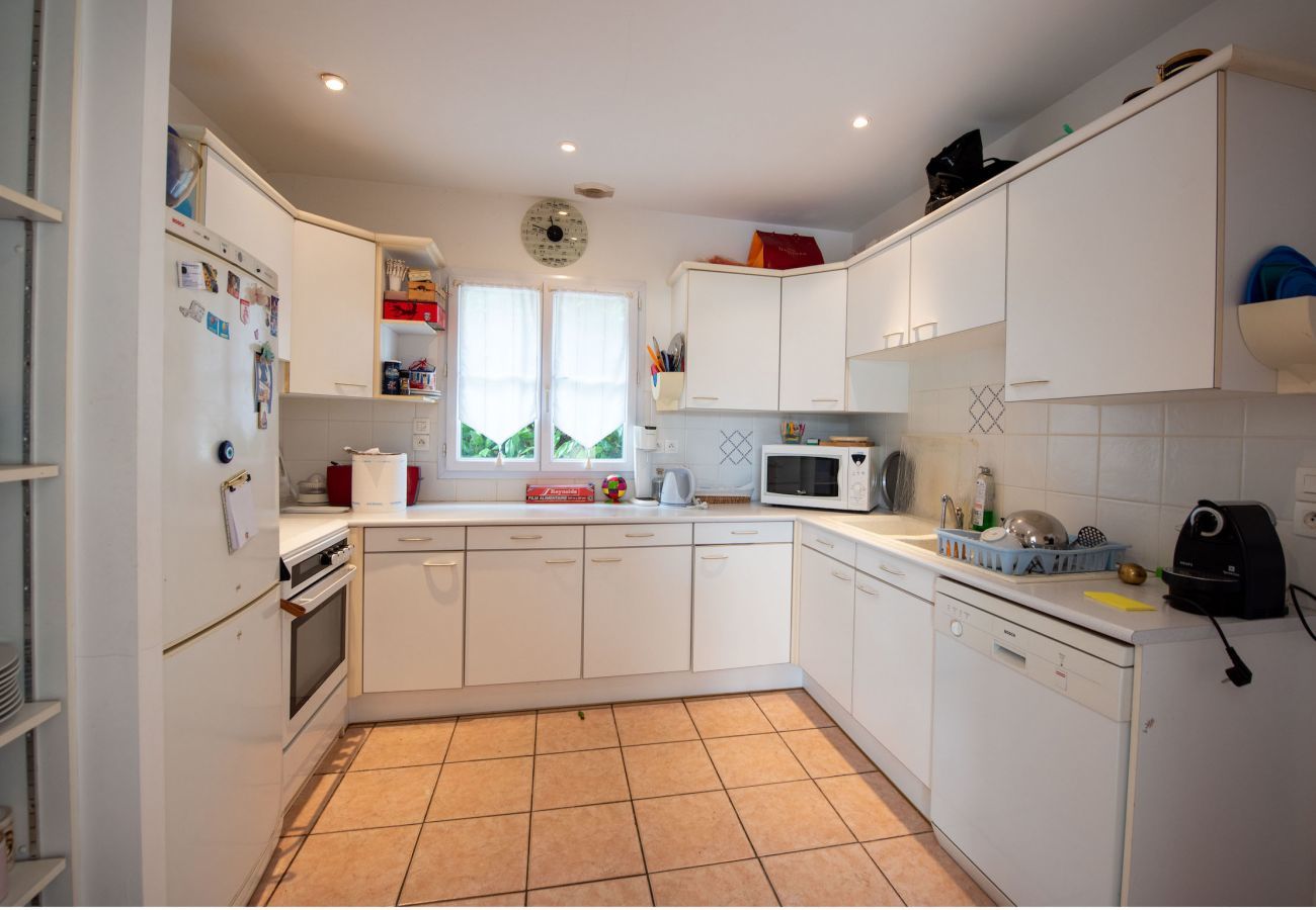 Ferienhaus in Saint-Gilles-Croix-de-Vie - La Maison Bleue: Für 8, St Gilles Croix de Vie