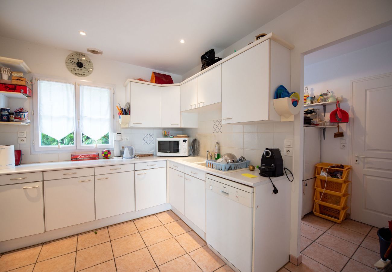 Ferienhaus in Saint-Gilles-Croix-de-Vie - La Maison Bleue: Für 8, St Gilles Croix de Vie
