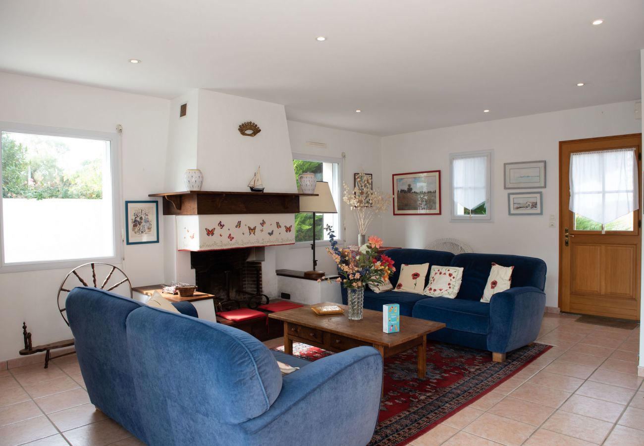 Ferienhaus in Saint-Gilles-Croix-de-Vie - La Maison Bleue: Für 8, St Gilles Croix de Vie