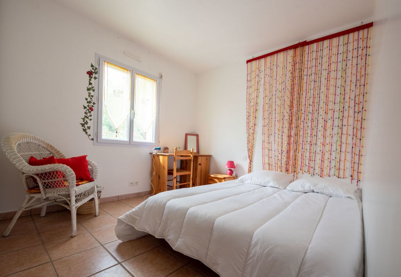 Ferienhaus in Saint-Gilles-Croix-de-Vie - La Maison Bleue: Für 8, St Gilles Croix de Vie