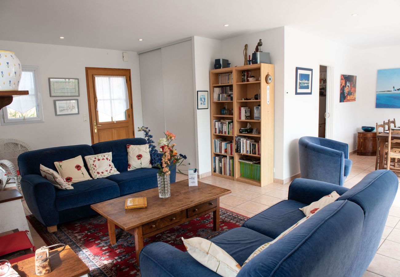 Ferienhaus in Saint-Gilles-Croix-de-Vie - La Maison Bleue: Für 8, St Gilles Croix de Vie