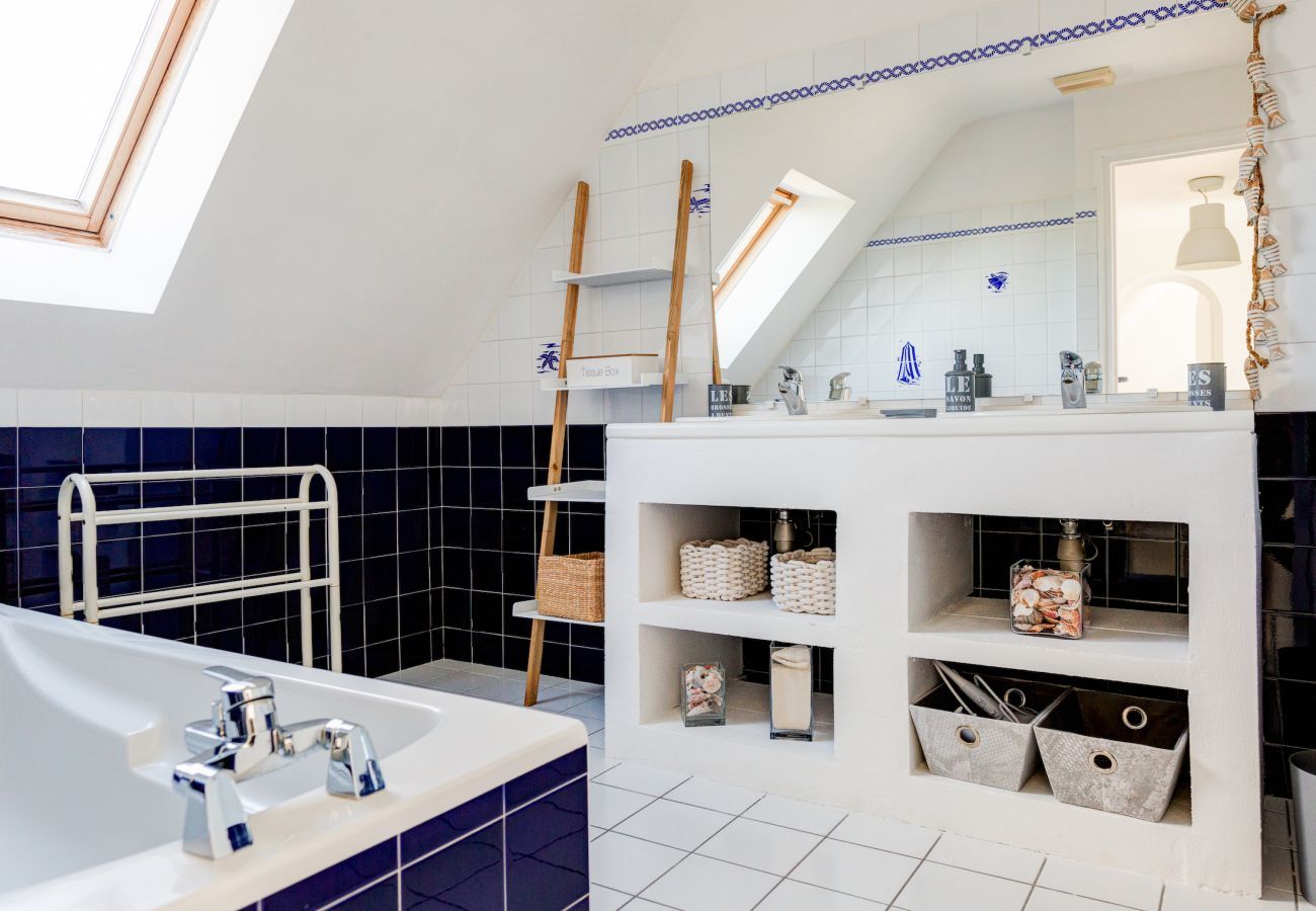 Ferienhaus in Plomeur - Pointe de la Torche entfernt - Haus für 8