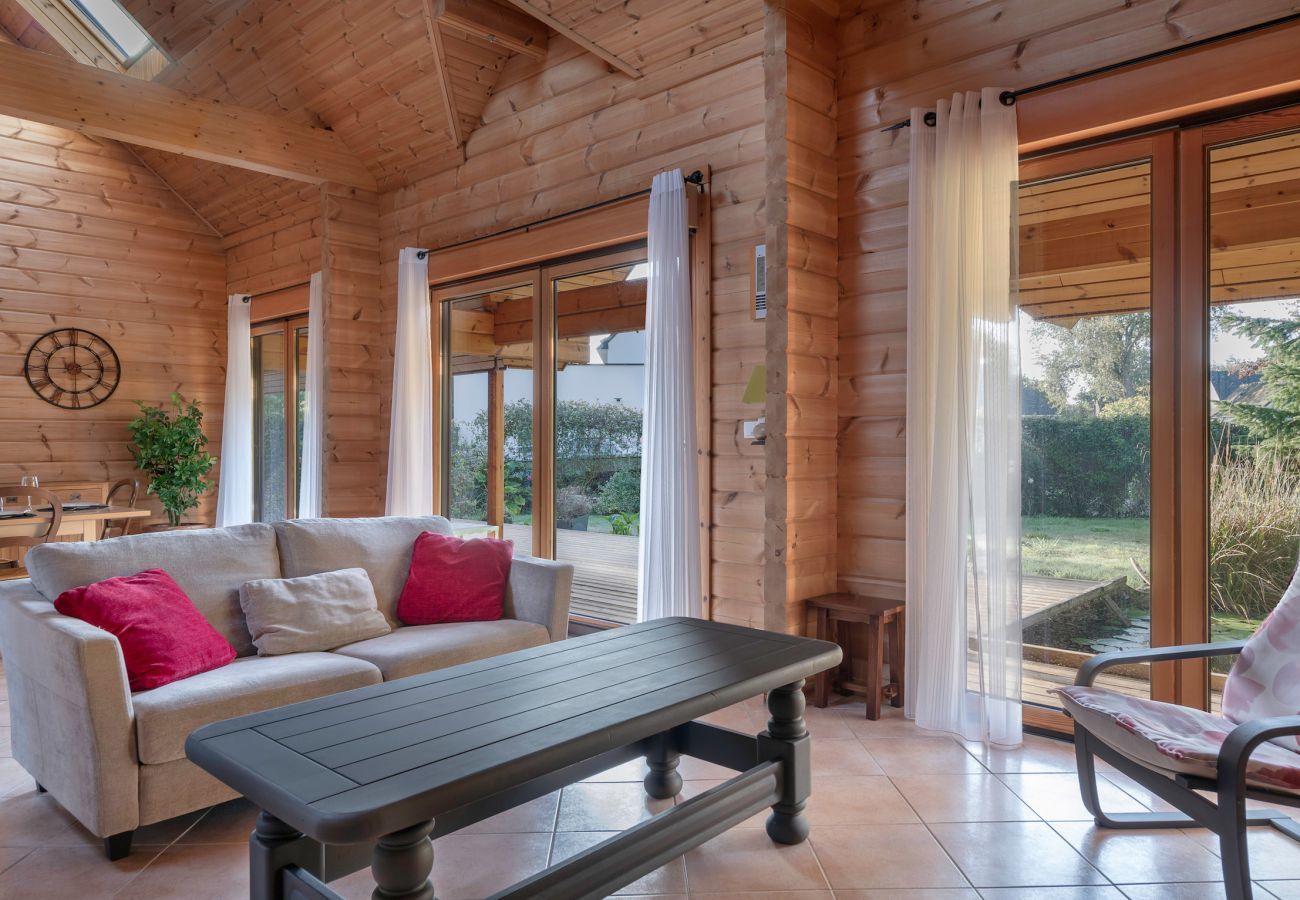 Ferienhaus in Sarzeau - Gemütliches Wohnzimmer, Holzhaus für 8