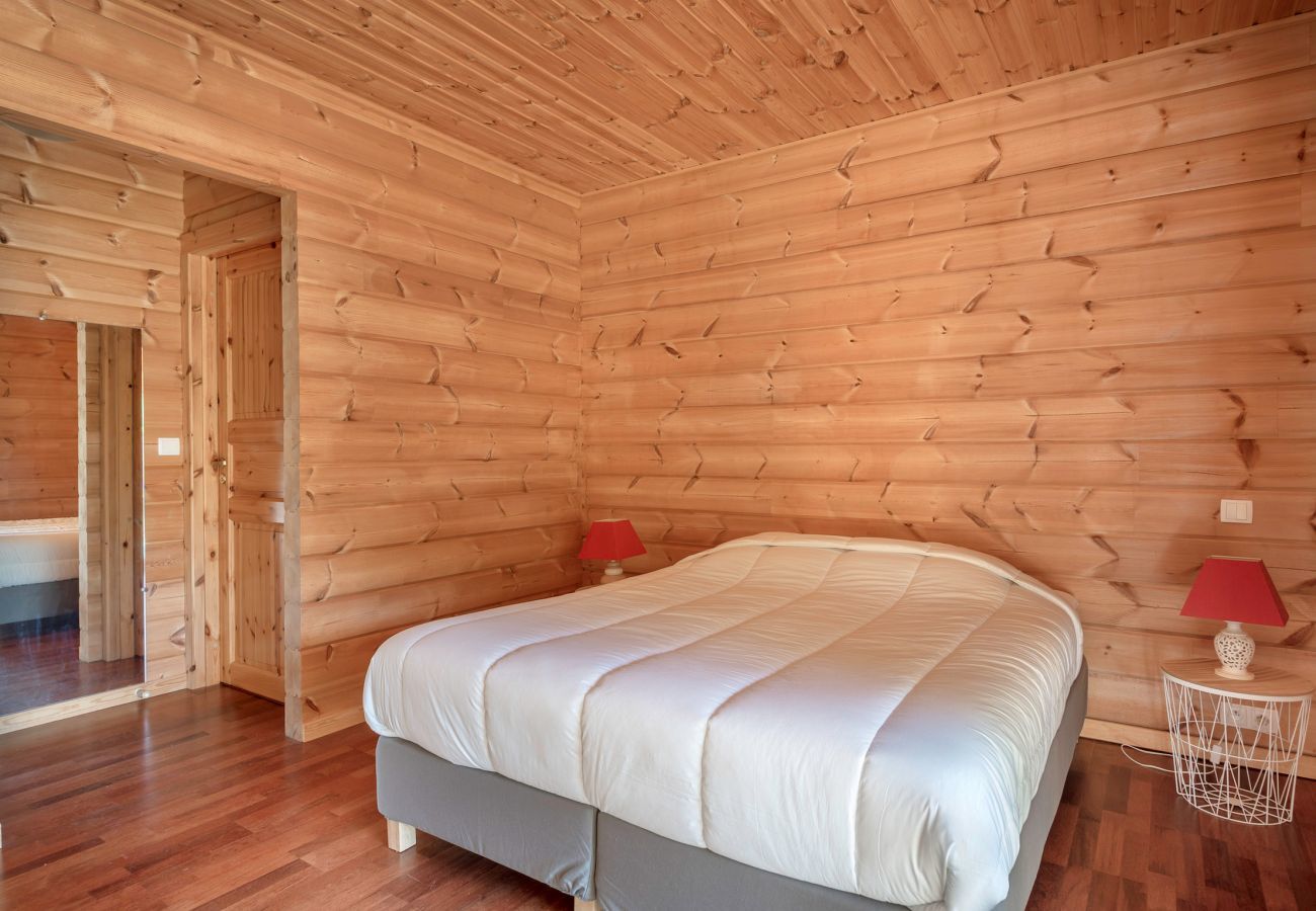 Ferienhaus in Sarzeau - Gemütliches Wohnzimmer, Holzhaus für 8