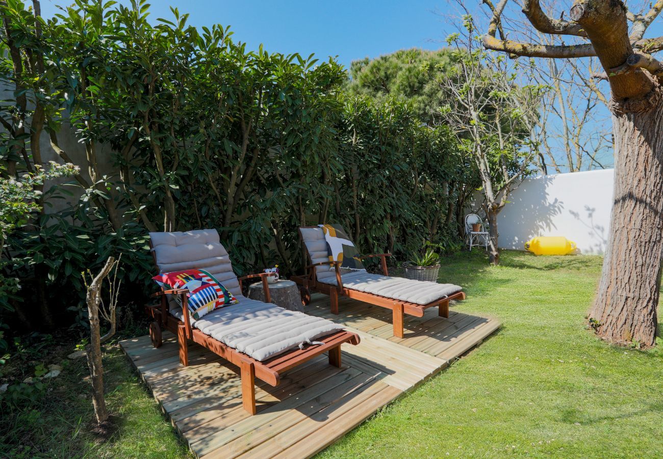 Ferienhaus in Saint-Martin-de-Ré - 550m vom Strand entfernt, Haus für 4