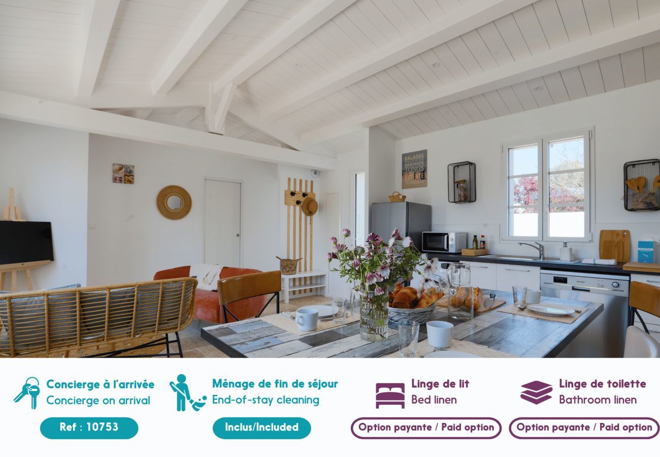 Ferienhaus in Saint-Martin-de-Ré - 550m vom Strand entfernt, Haus für 4