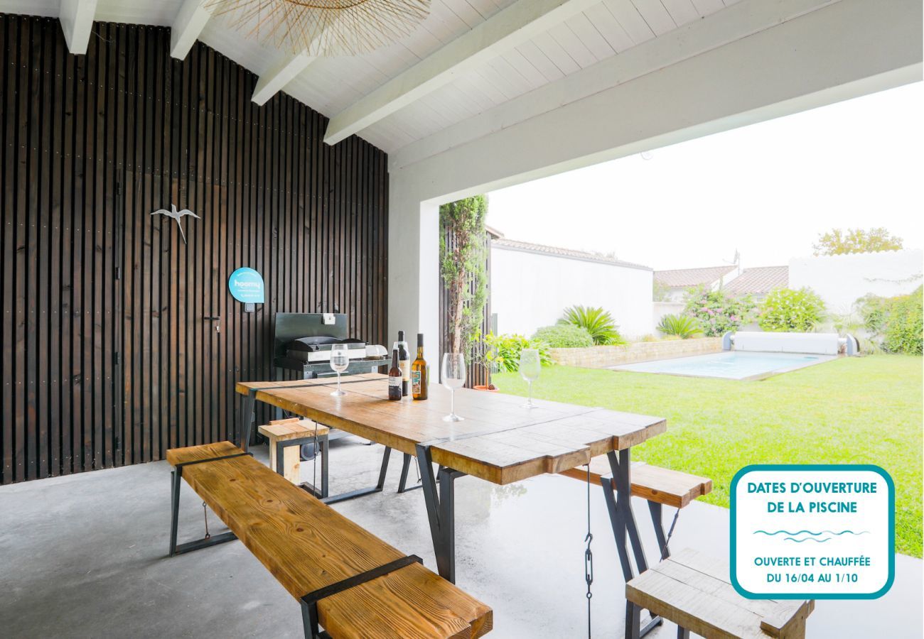 Ferienhaus in Le Bois-Plage-en-Ré - Haus für 10, Pool, im Herzen der Île de Ré