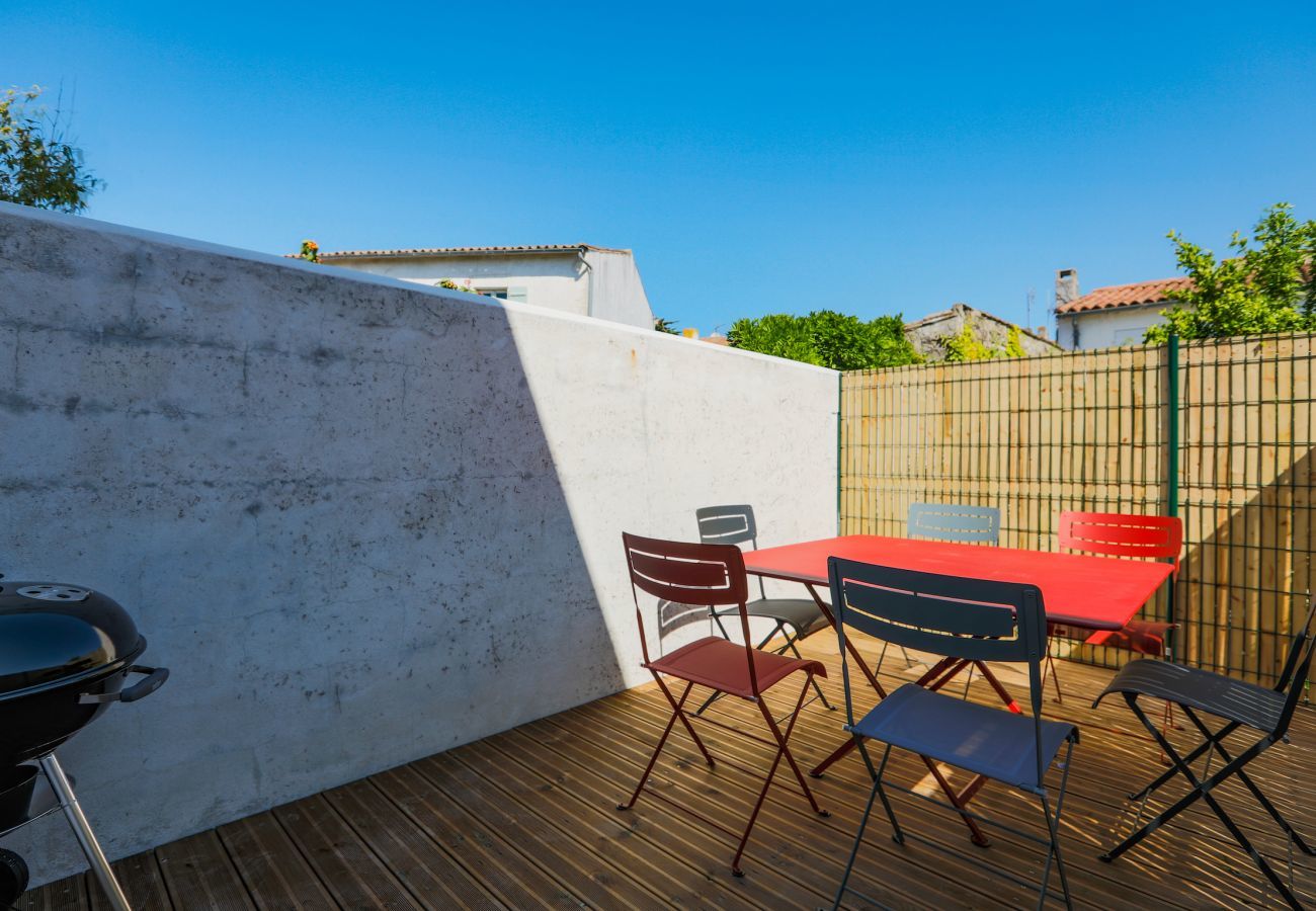 Ferienwohnung in Le Bois-Plage-en-Ré - Helle Wohnung für 6 Personen