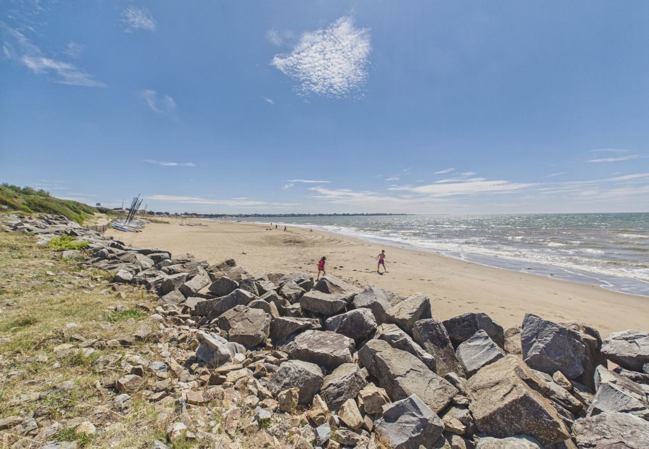 Ferienhaus in Saint-Michel-Chef-Chef -  Neues Haus am Meer - 15 m vom Strand entfernt